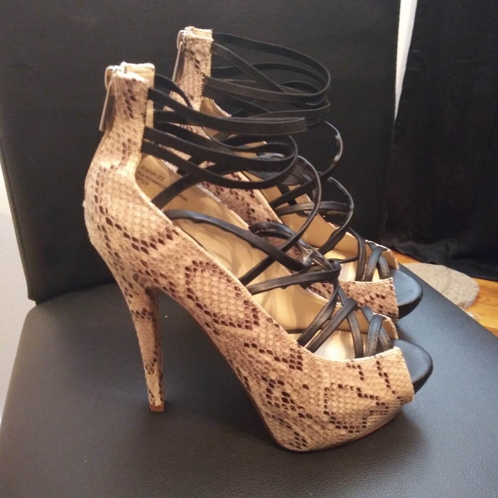 Anne Michelle Snake Skin Heels
